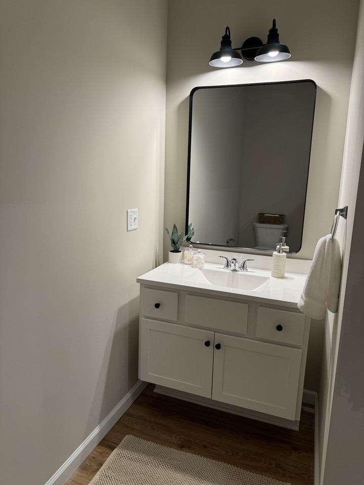 80 Main St #206 - Photo 6 of 11