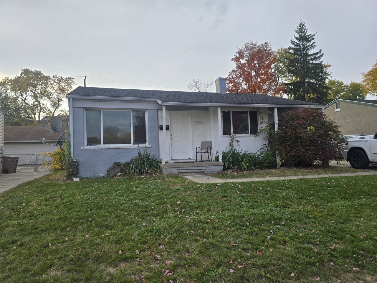 223 Victory Dr #1