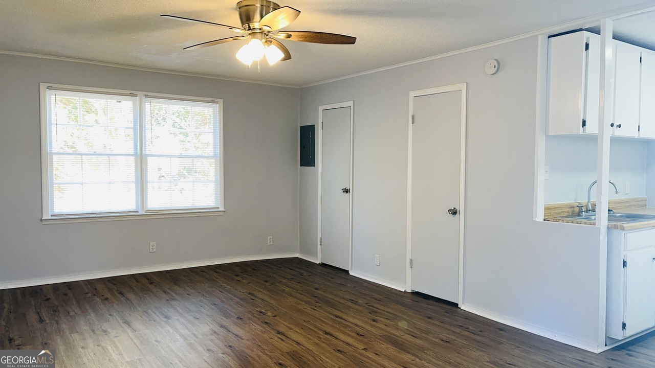 603 W Haralson St #03 - Photo 2 of 12