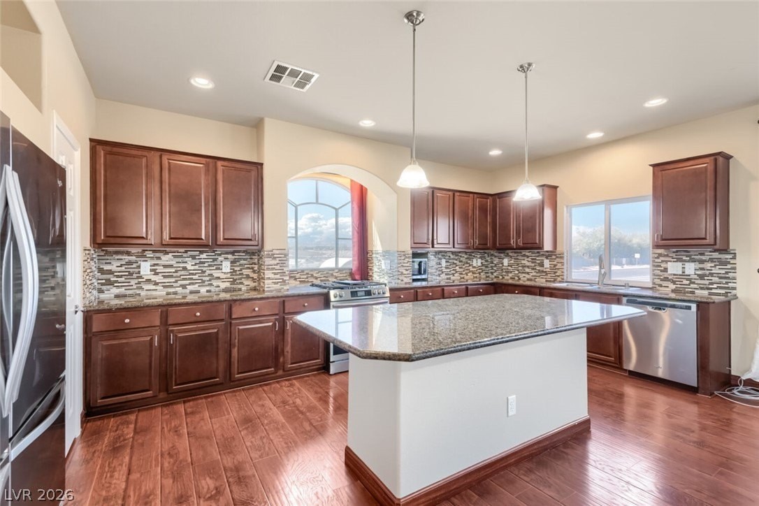 6086 Belvedere Canyon Ave - Photo 2 of 22