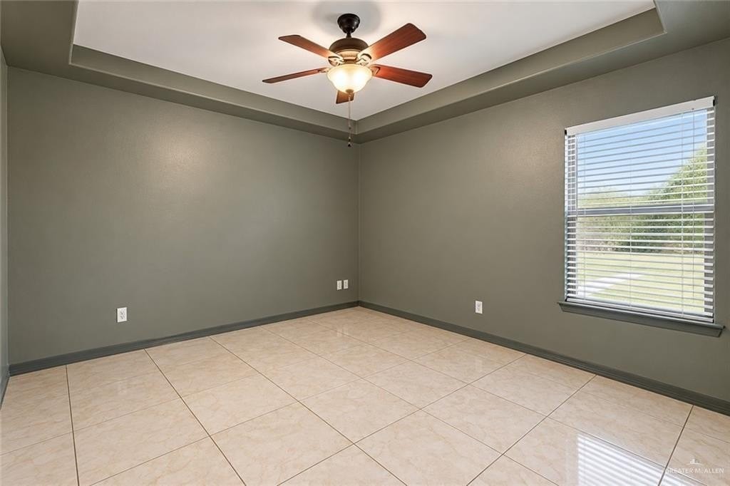 1504 Marcy St - Photo 5 of 35