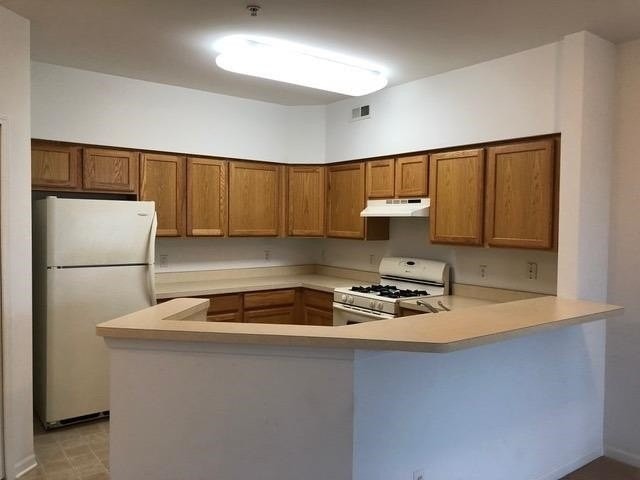 819 E Summerfield Glen Cir - Photo 7 of 31