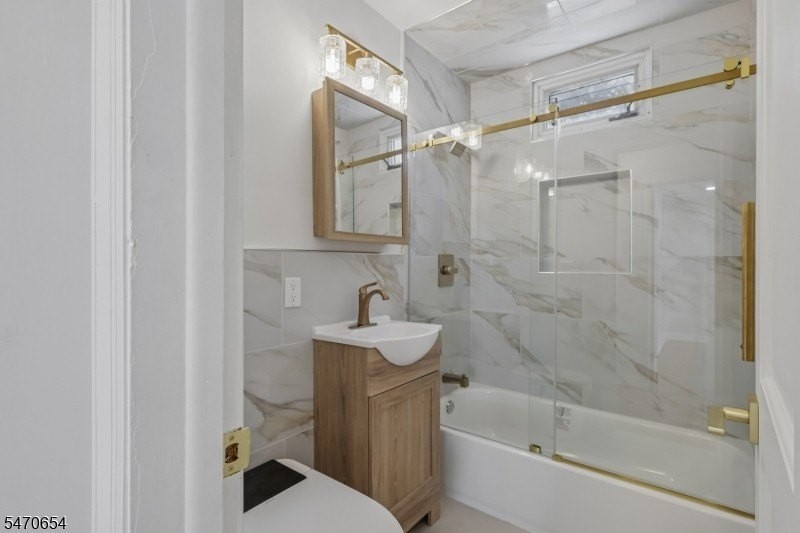 75 Emerson St - Photo 5 of 15
