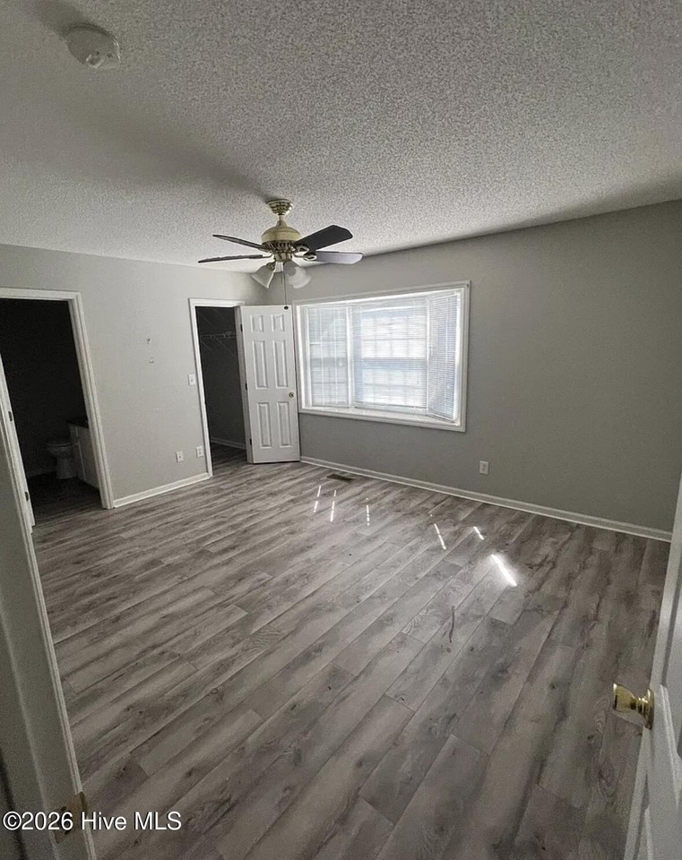 890 Spring Forest Rd #I8 - Photo 5 of 8