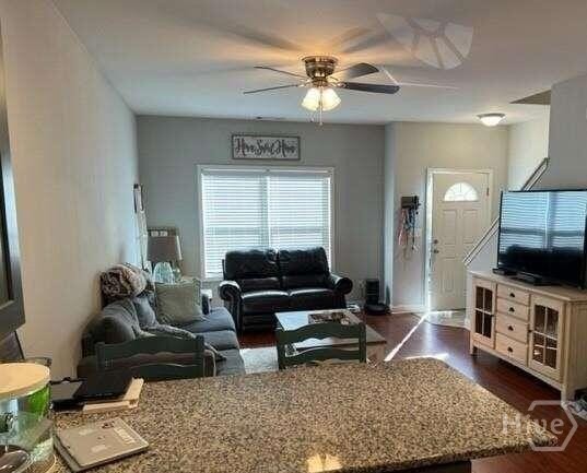 1590 Binghampton Cir - Photo 5 of 8