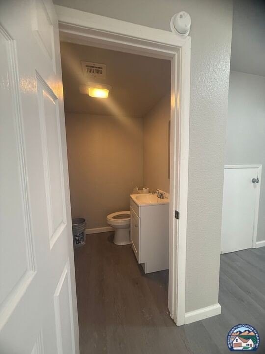 305 N Lake Ave #2 - Photo 6 of 14