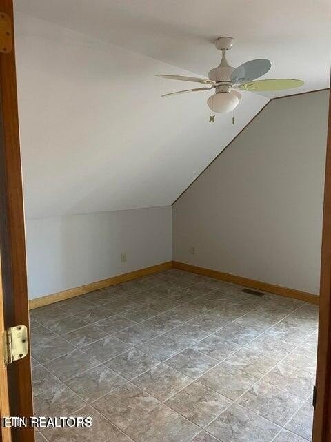 300 Eagle Ridge Rd - Photo 4 of 11