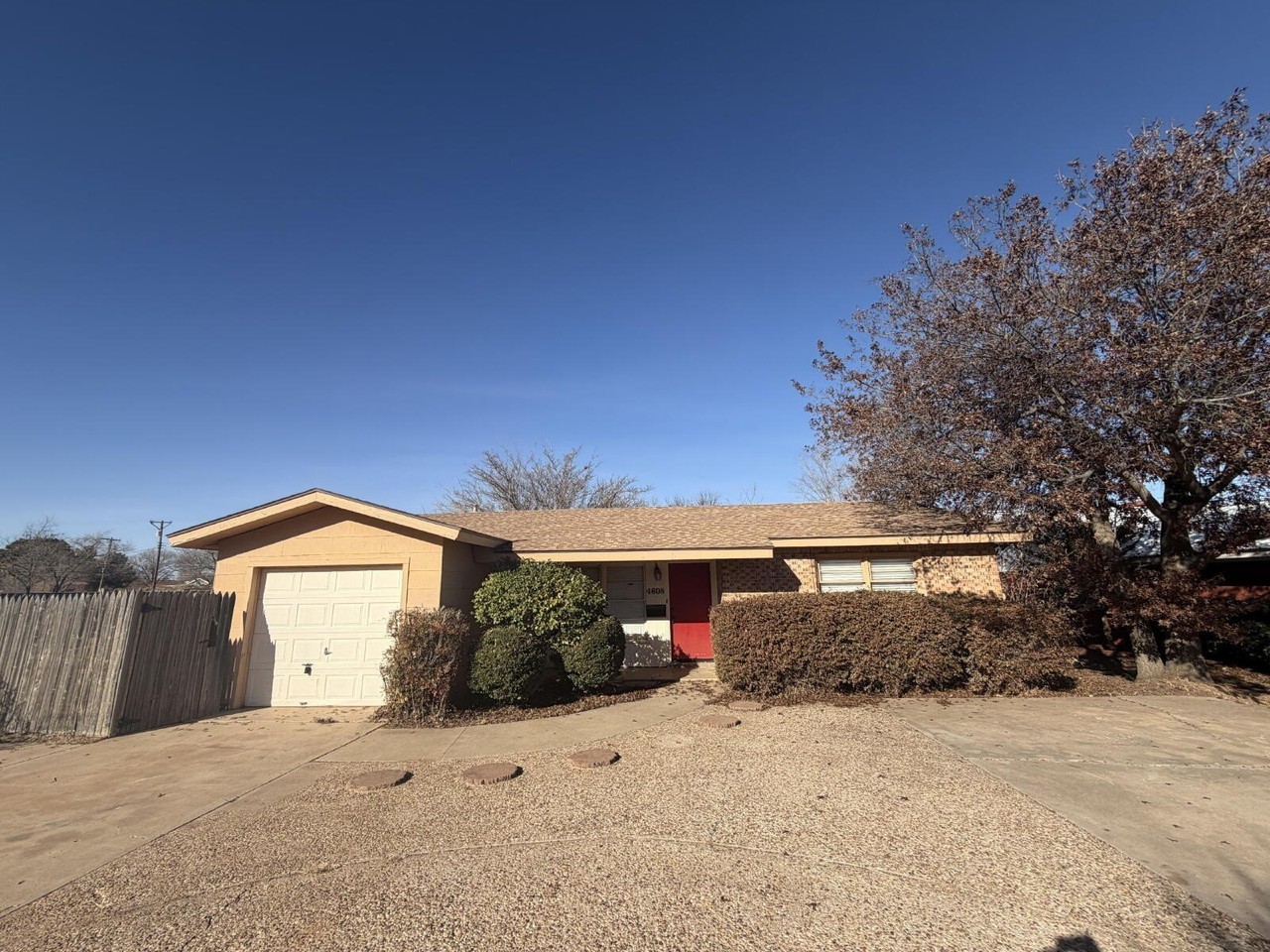 4608 39th St - Photo 2 of 11