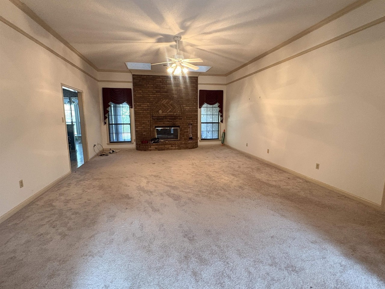 2616 Charles Bryan Rd - Photo 3 of 34