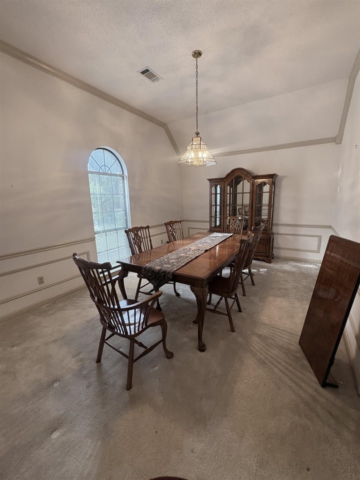 2616 Charles Bryan Rd - Photo 6 of 34