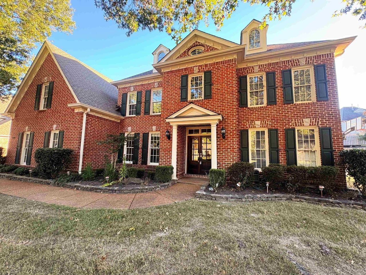 1817 Liles Ln - Photo 2 of 35