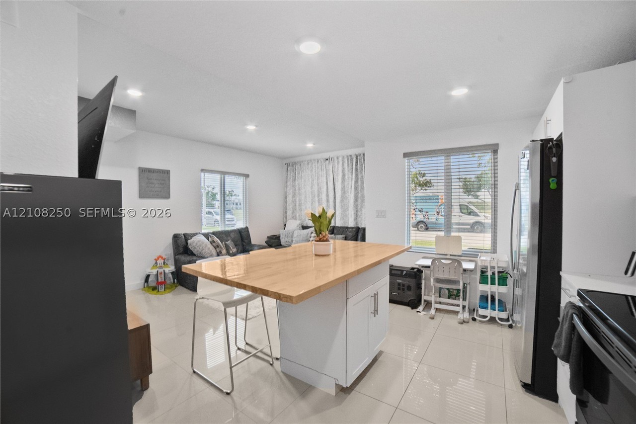 25855 Sw 145th Ave #25855 - Photo 6 of 29