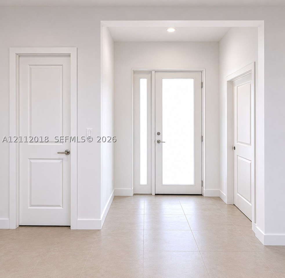 503 W 10th St - Photo 5 of 30