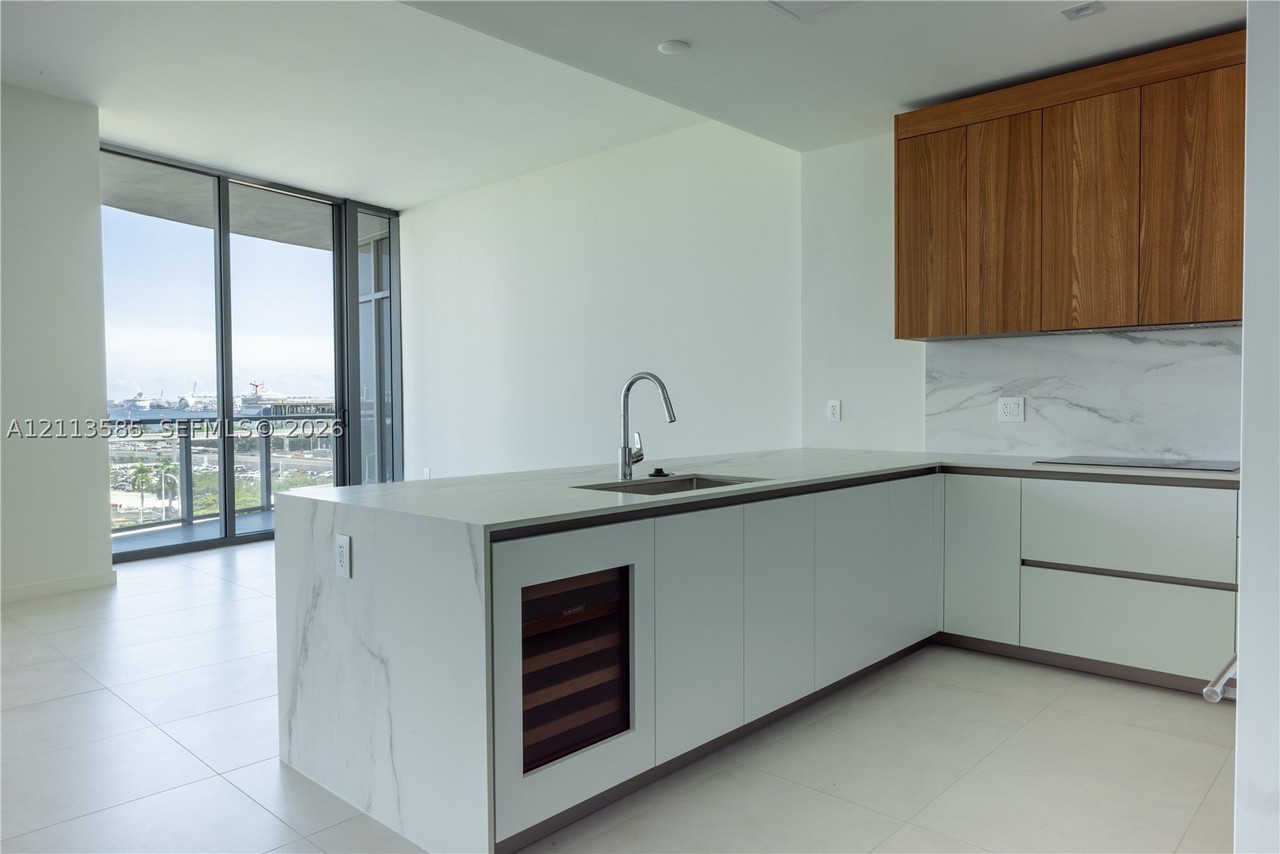1400 Biscayne Blvd #606 - Photo 2 of 23