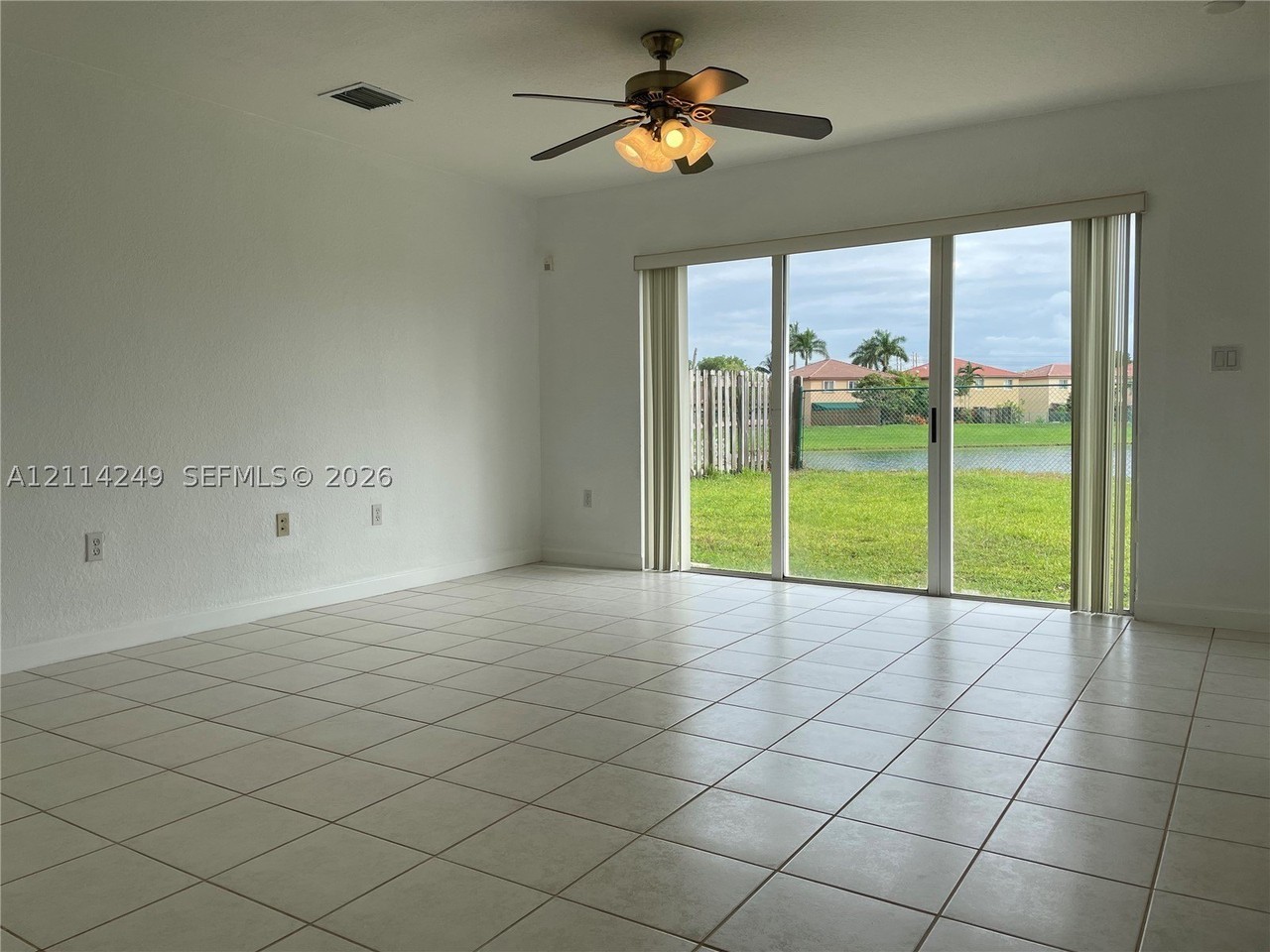 12125 Sw 135th Ter #0 - Photo 7 of 22