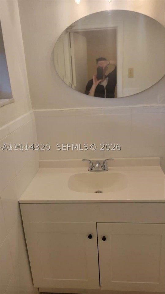 2131 N 19th Ave #2133 - Photo 7 of 13