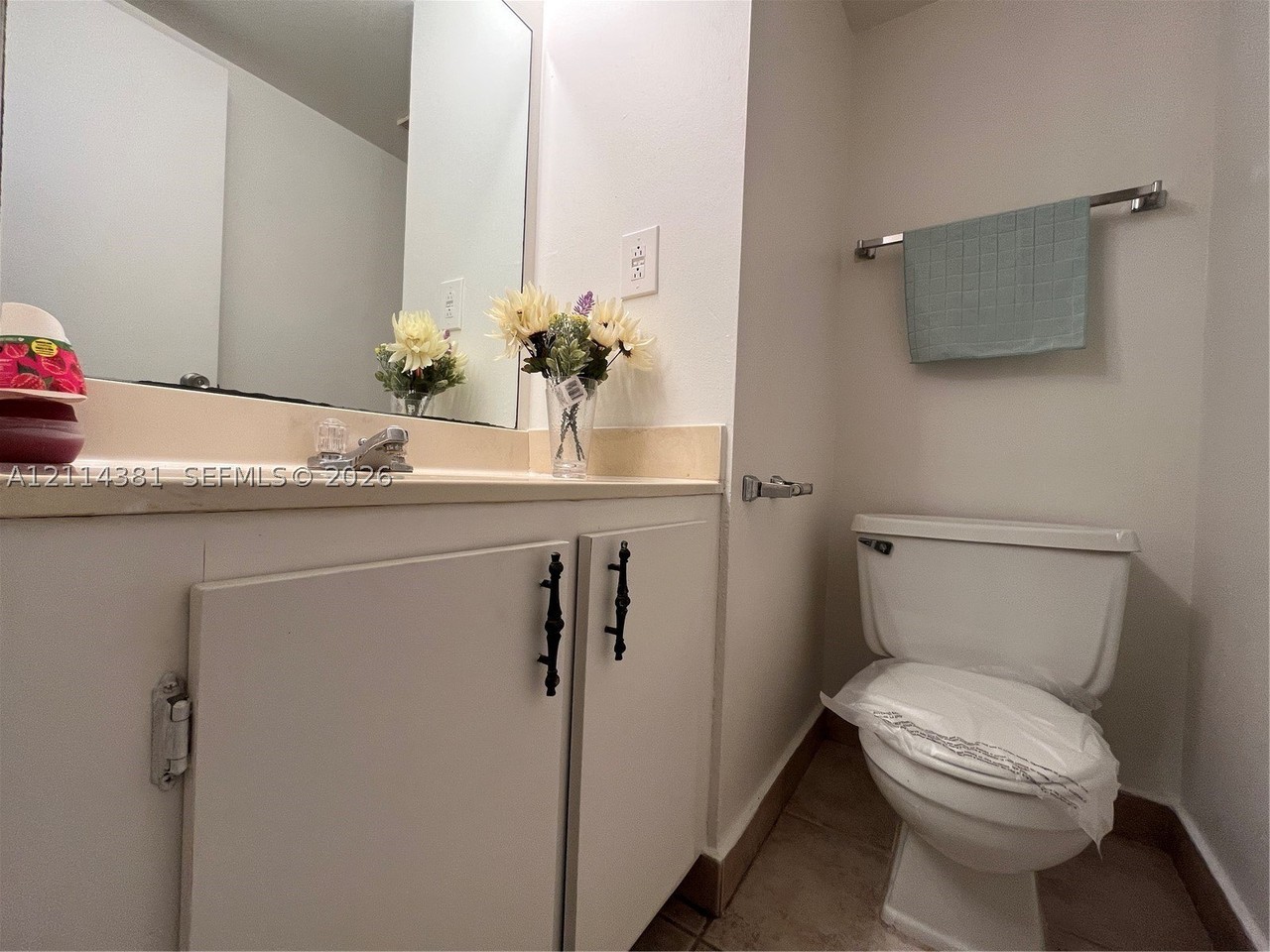 4384 Nw 9th Ave #20-2C - Photo 4 of 18