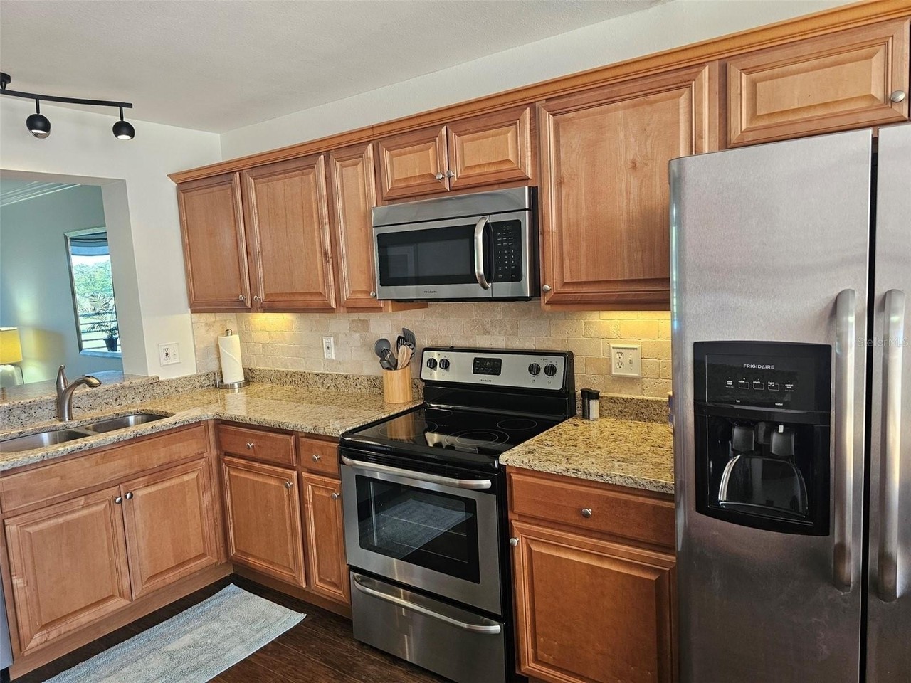 4550 Pinebrook Cir #205 - Photo 6 of 41