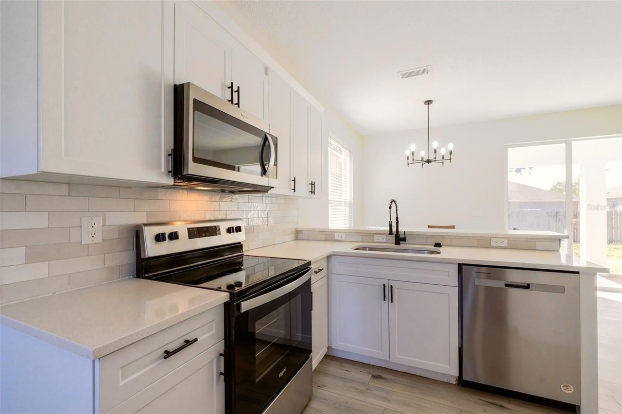 304 Ryans Ridge Ave - Photo 5 of 16