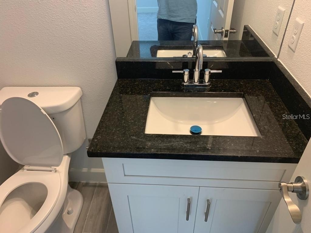 633 Lake Shore Pkwy - Photo 6 of 20