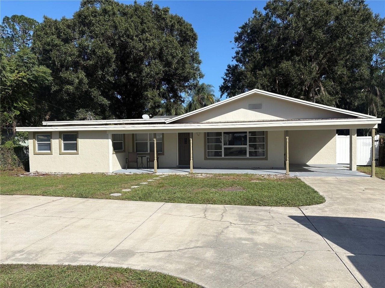 9727 Bear Lake Rd - Photo 3 of 43