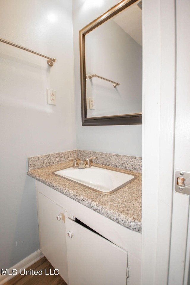 1586 Howard St - Photo 7 of 19