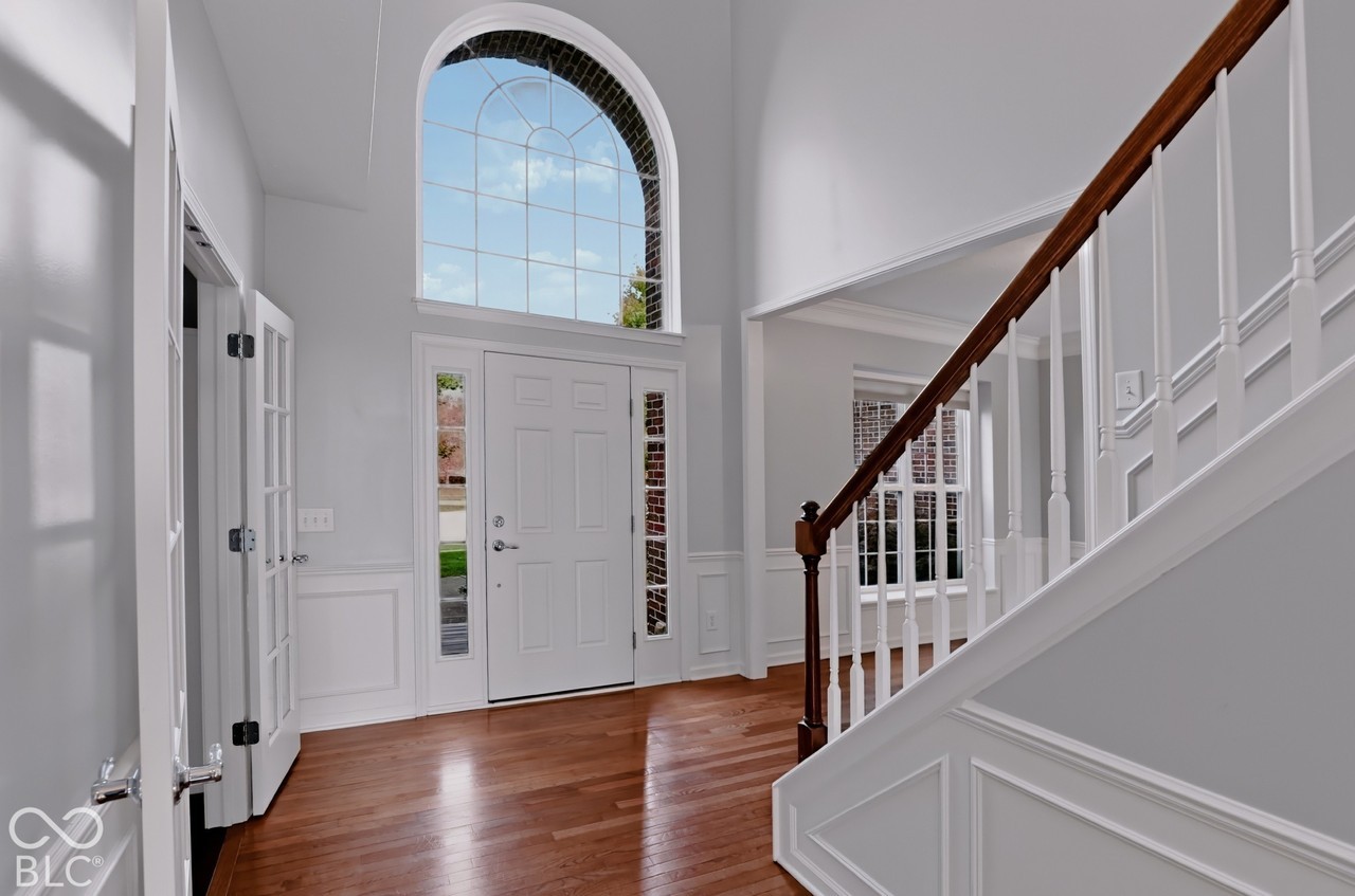8965 Snowberry Ct - Photo 3 of 50