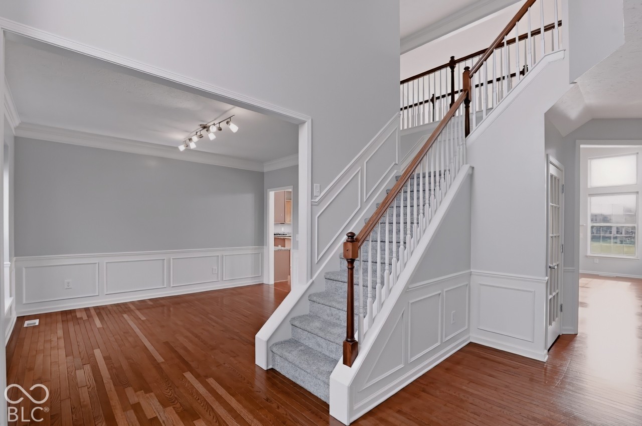 8965 Snowberry Ct - Photo 4 of 50