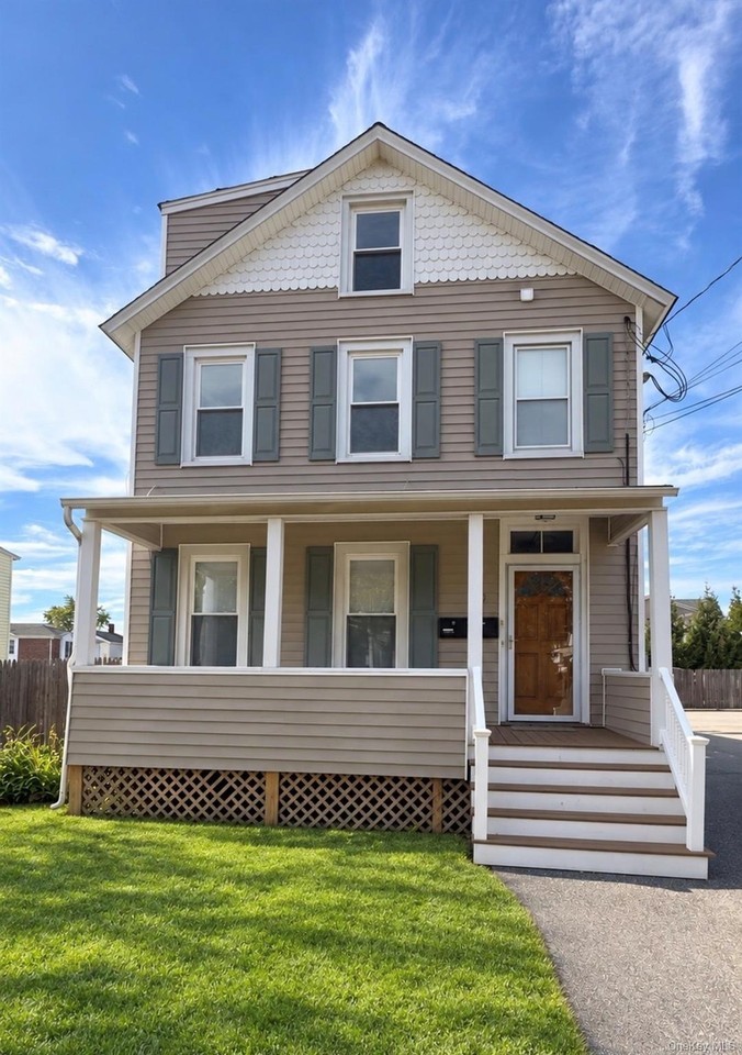 10 Colt Ave
