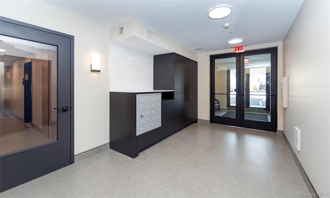 71 E Main St #203 - Photo 7 of 31