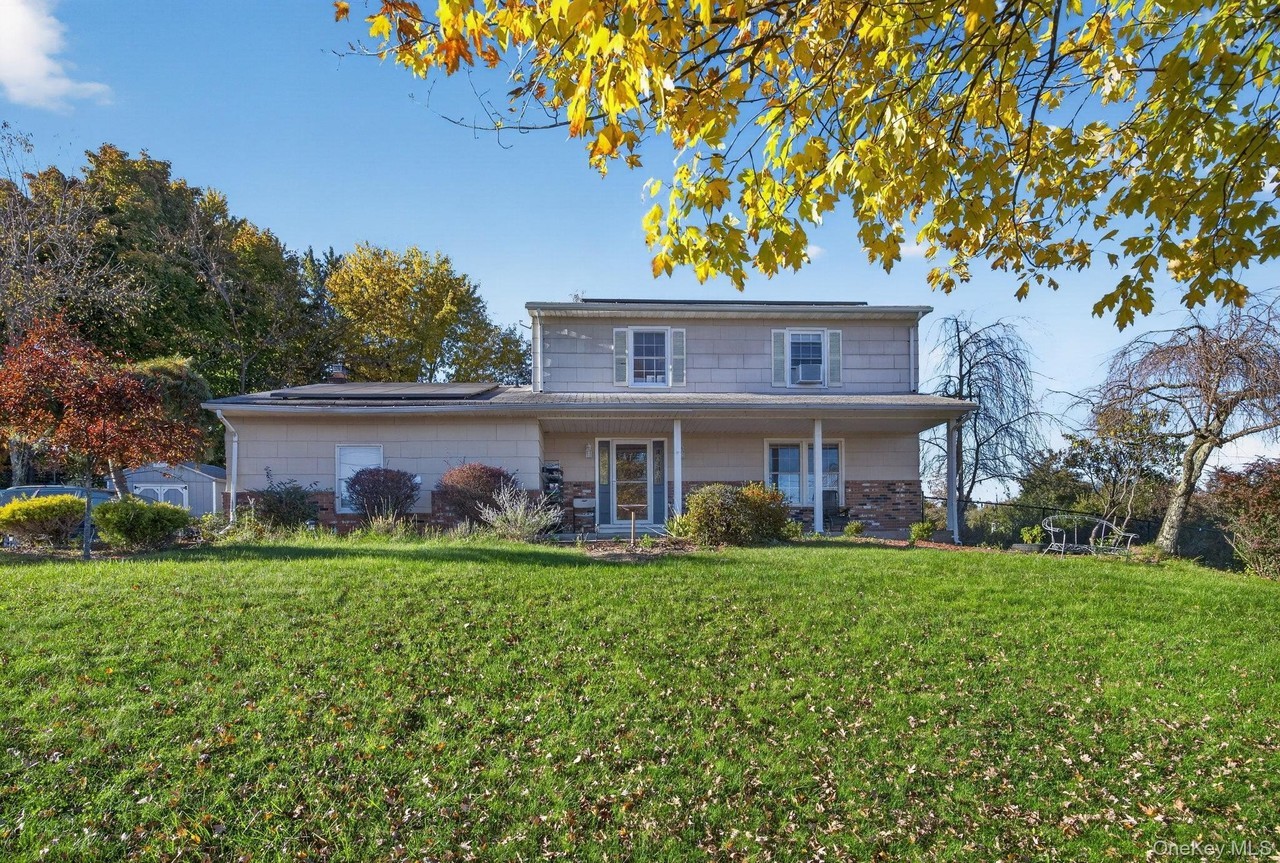 132 Neptune Dr