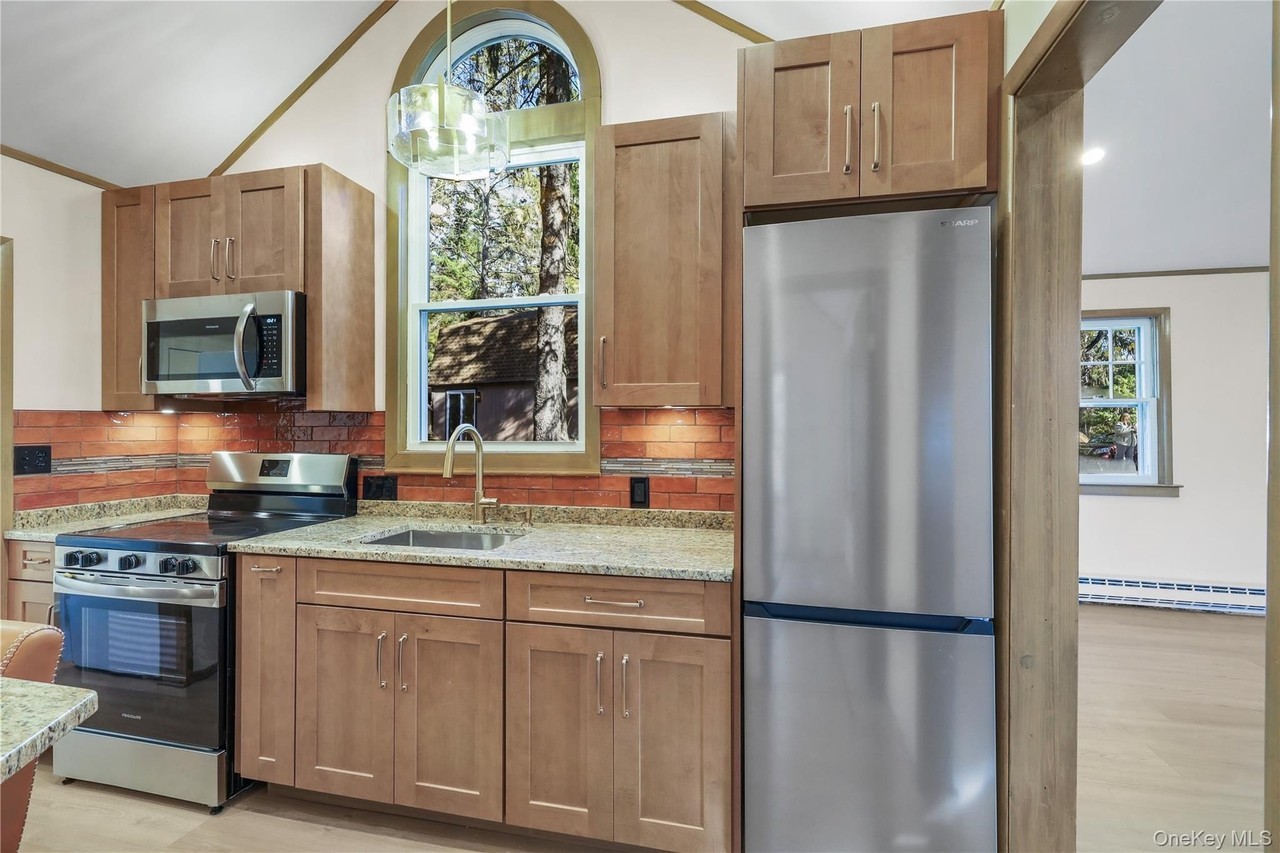 147 Canopus Hollow Rd #A - Photo 6 of 18