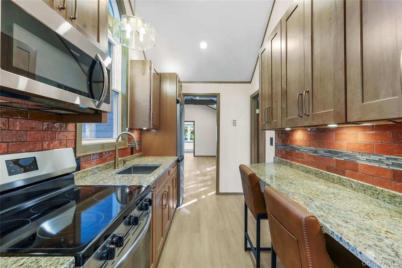 147 Canopus Hollow Rd #A - Photo 7 of 18
