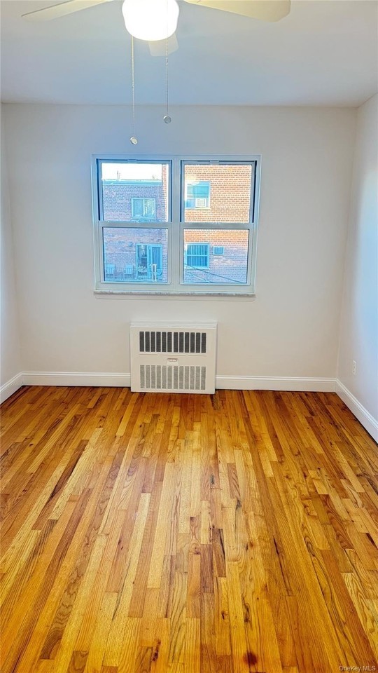 6916 62nd Ave - Photo 4 of 15