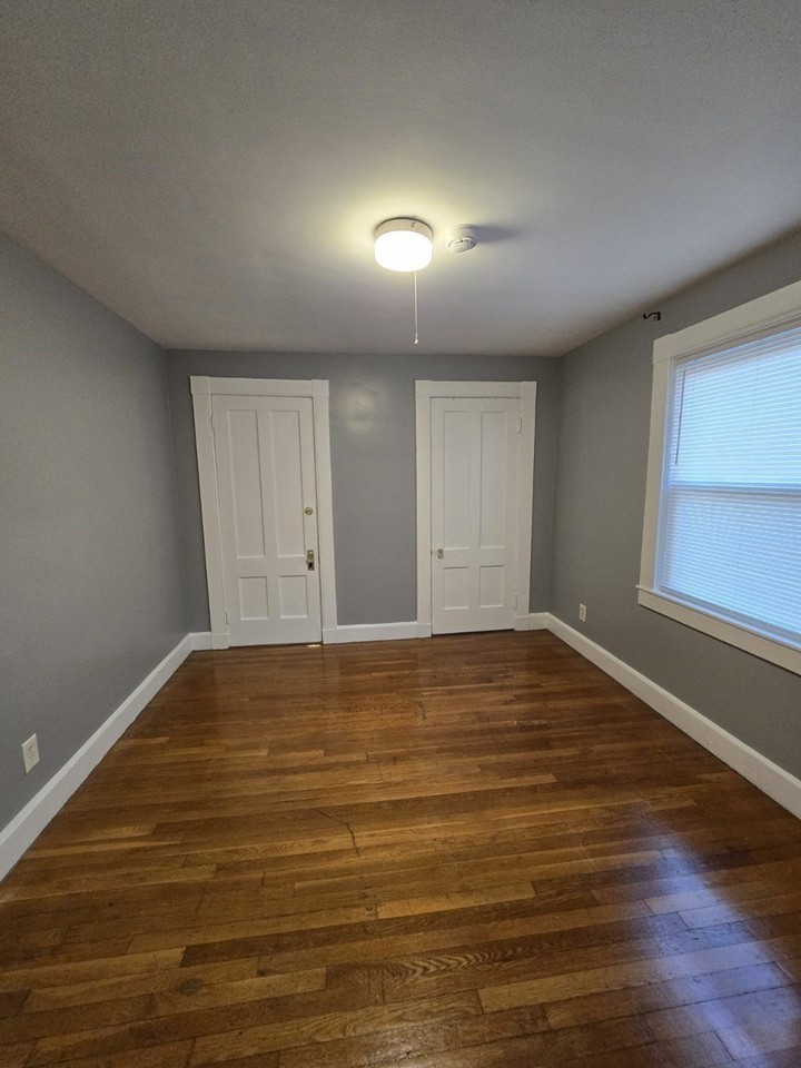 194 Nesmith St #6 - Photo 2 of 15