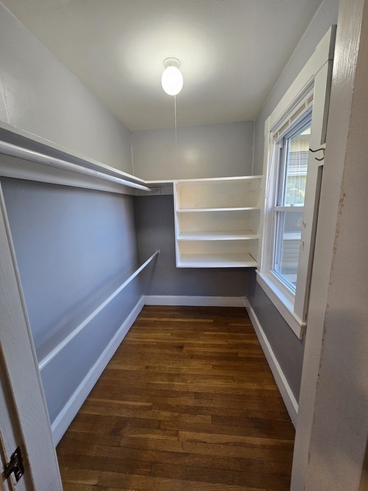 194 Nesmith St #6 - Photo 3 of 15