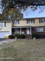 featured image of 33 Parker Rd