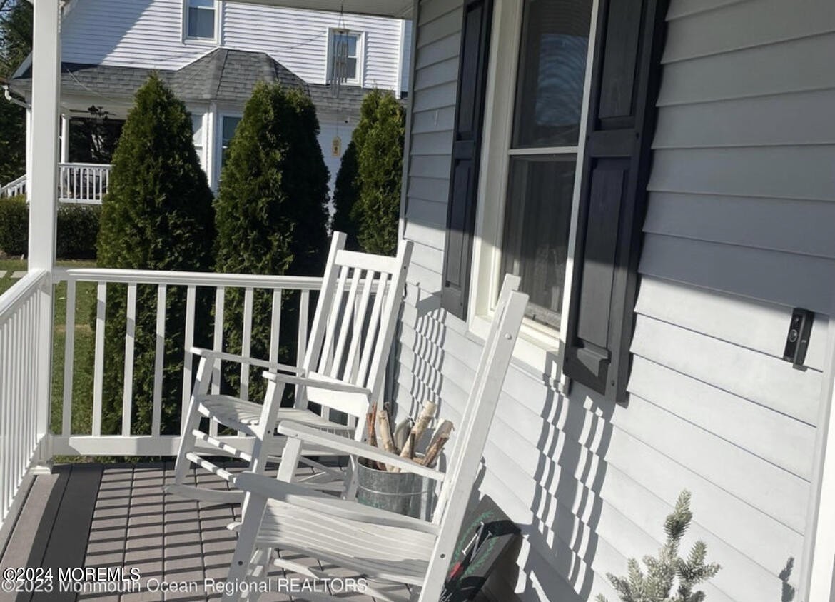 509 Laurel Ave - Photo 2 of 17