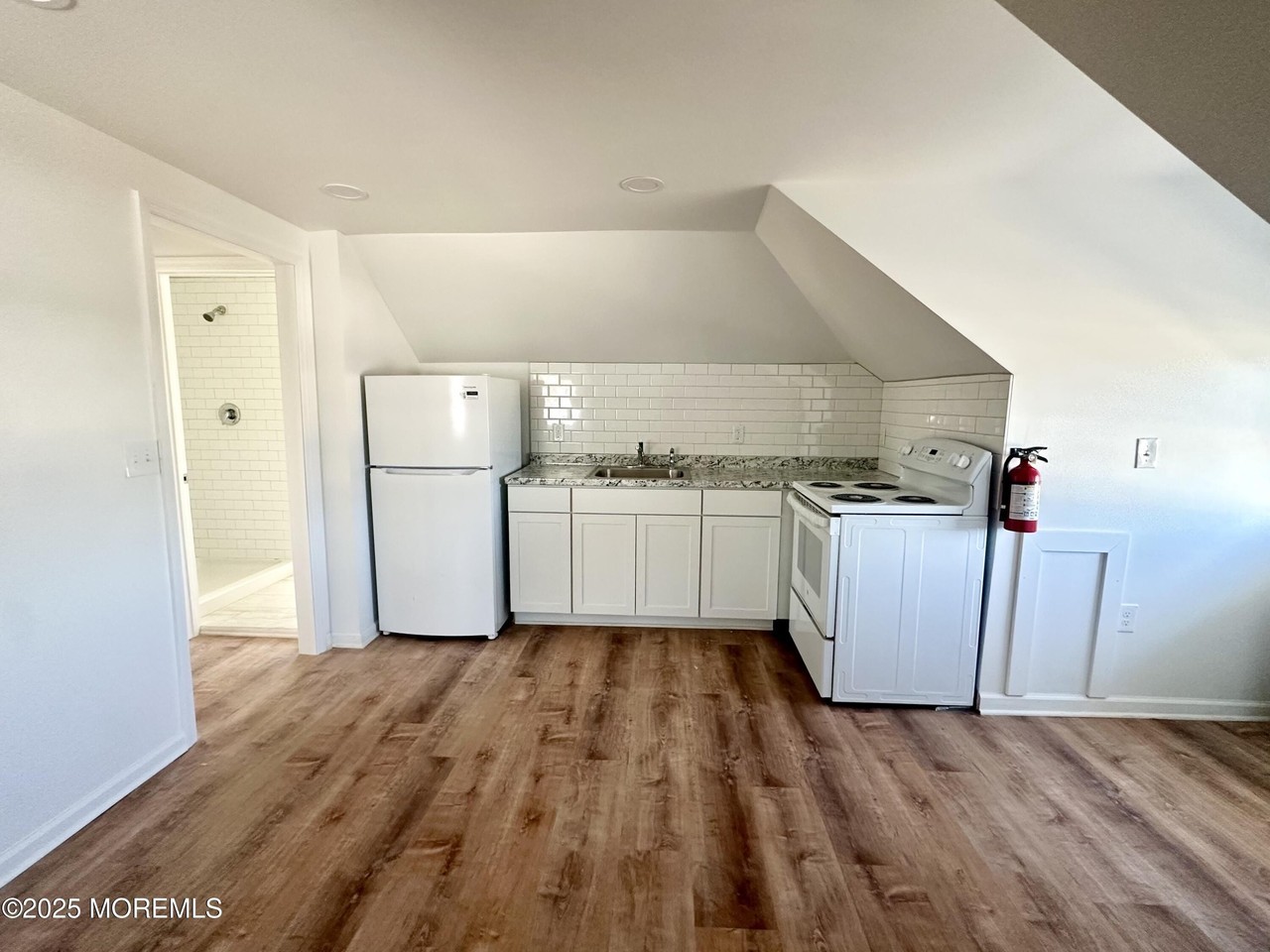 316 Spier Ave #3 - Photo 4 of 12