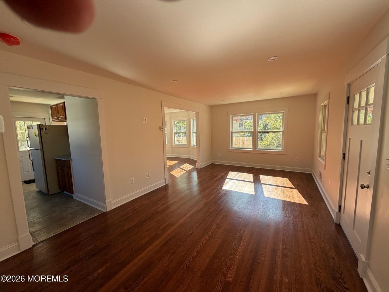 437 Lakewood Farmingdale Rd - Photo 2 of 11