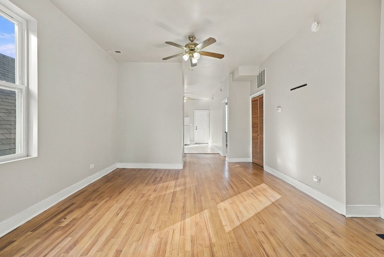 6732 S Michigan Ave #2 - Photo 3 of 16