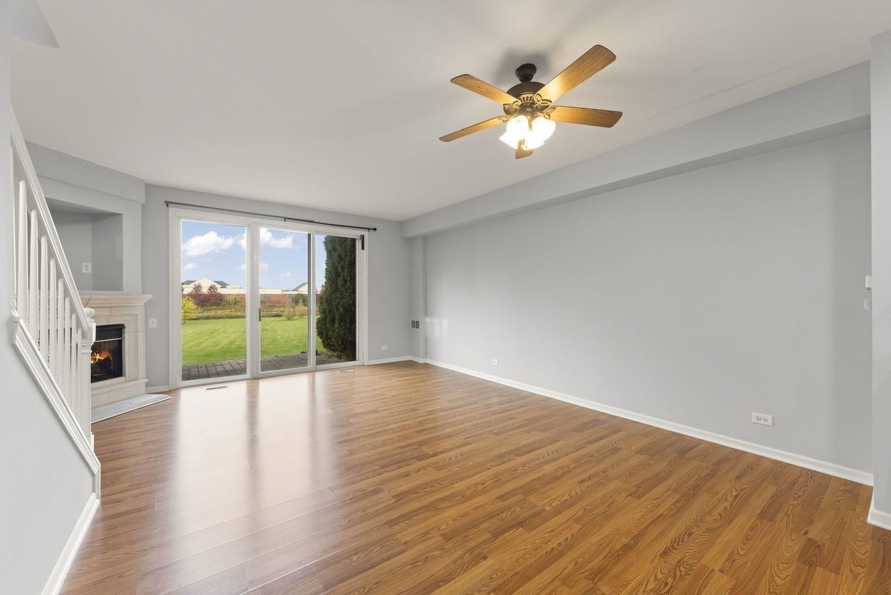 2627 Carrolwood Rd #2627 - Photo 3 of 36