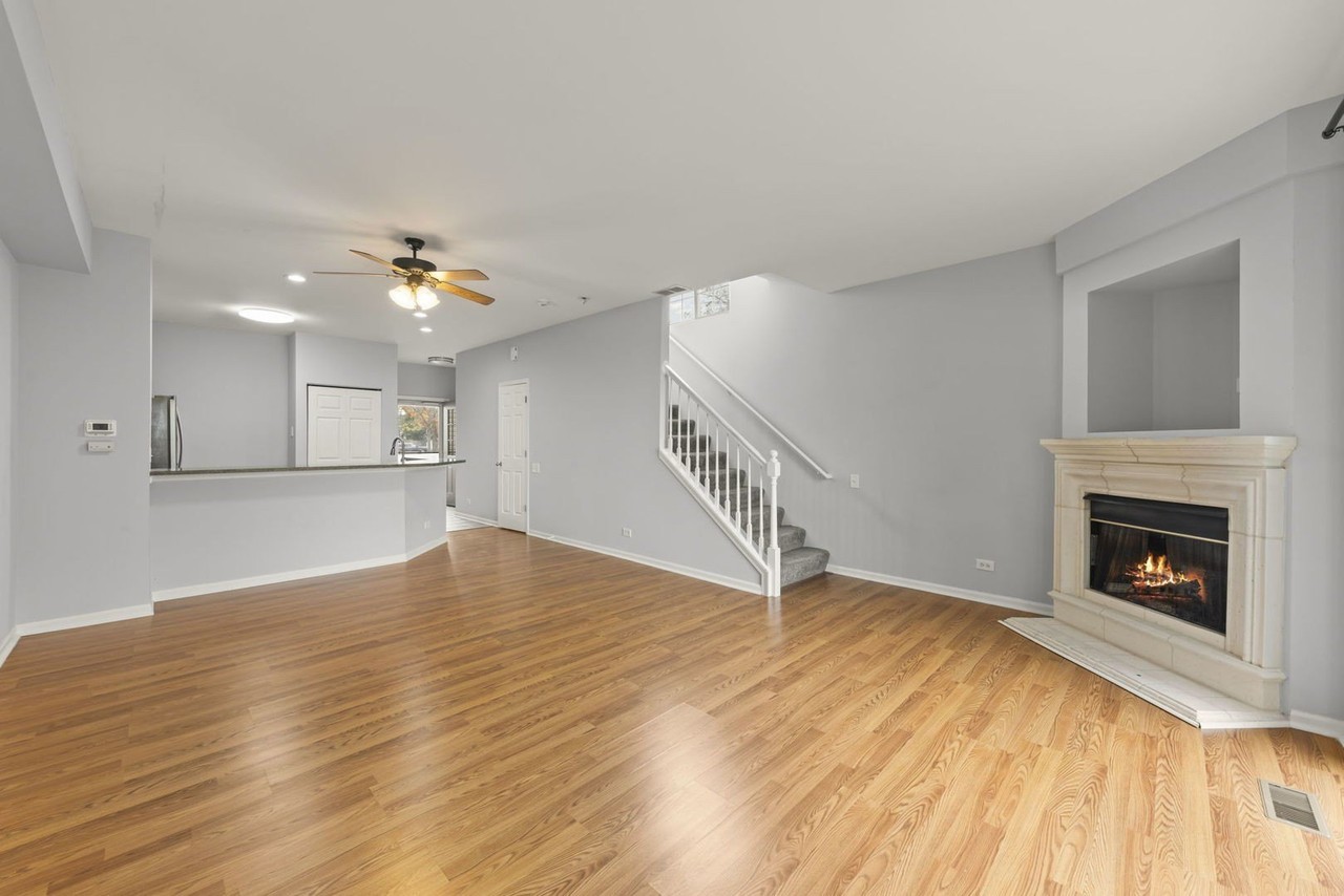 2627 Carrolwood Rd #2627 - Photo 4 of 36