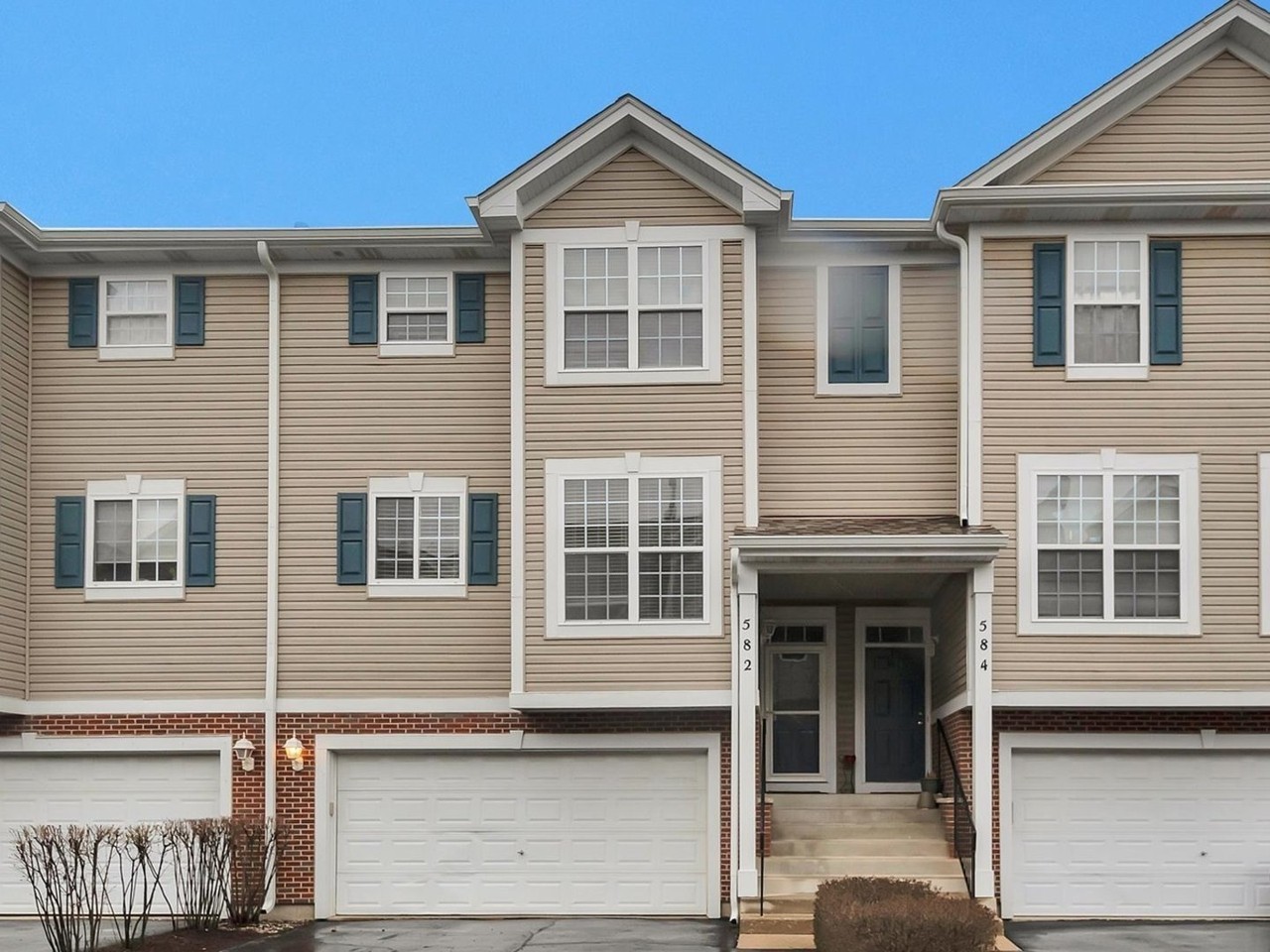 582 Declaration Ln