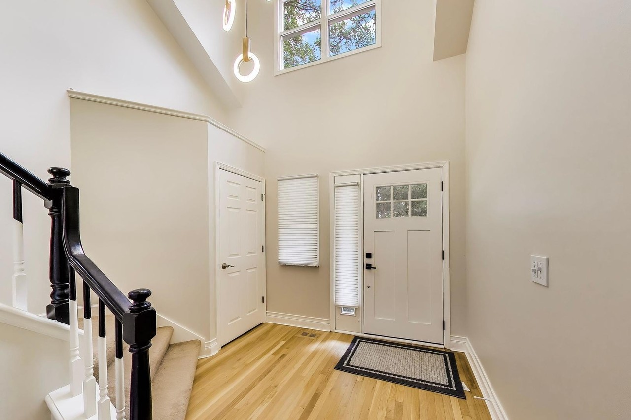 2198 Brookside Ln - Photo 2 of 21