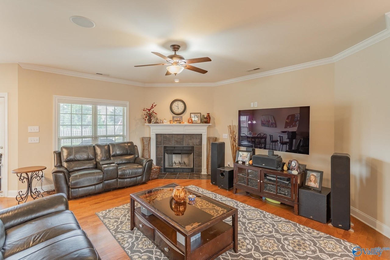 115 Mattie Ct - Photo 5 of 22