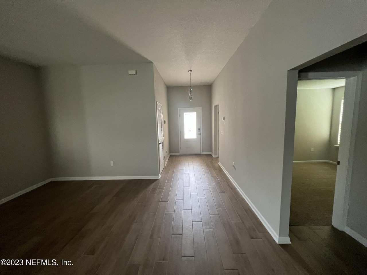 3125 Little Kern Ln - Photo 4 of 27