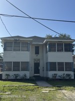 featured image of 830 Phillips St #1