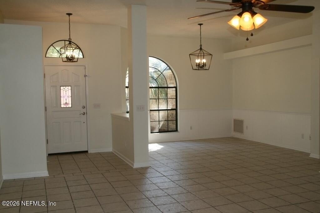 6106 Pine Ave - Photo 4 of 26