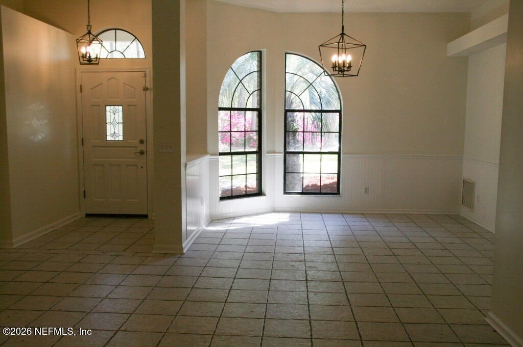 6106 Pine Ave - Photo 5 of 26